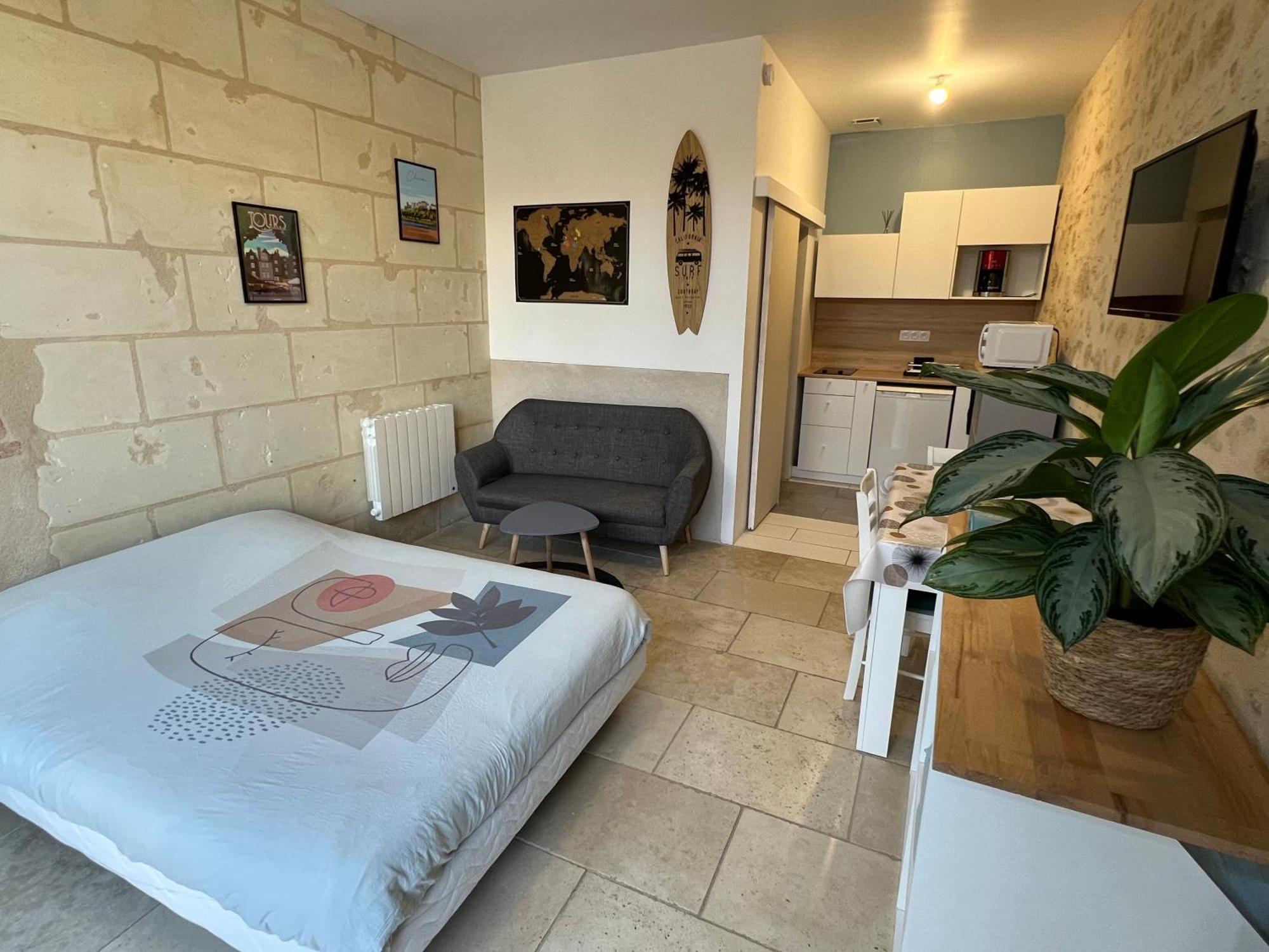 Guest House De Celine Et Benoit Rivarennes  외부 사진